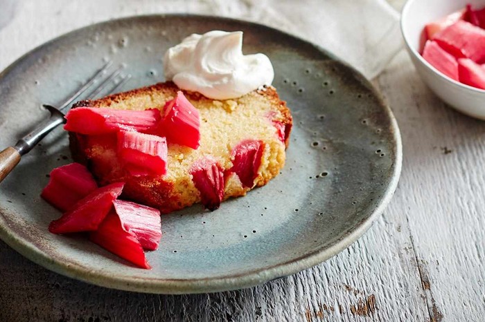 Rhubarb pound cake