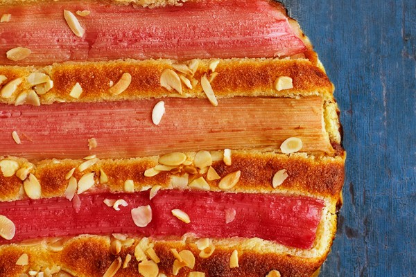 Bakewell Tart Recipe with Rhubarb