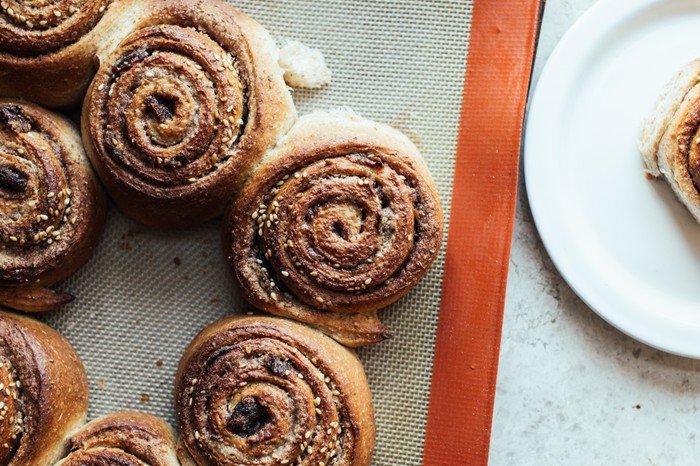 Vegan Cinnamon Rolls Recipe With Tahini, Cardamom and Dates