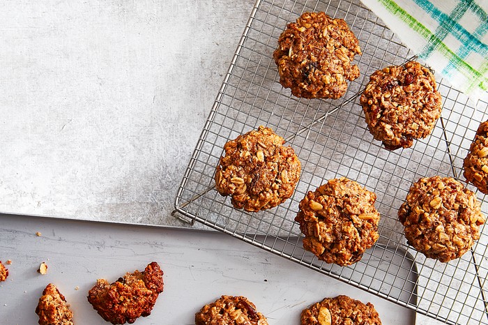 A fresh batch of muesli cookies